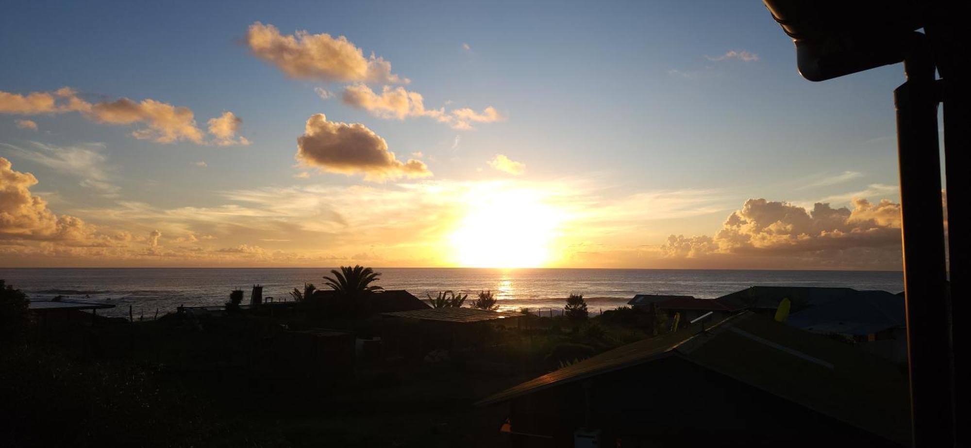 Apartamentos Tupuna Lodge Hanga Roa Esterno foto