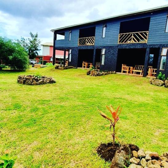 Apartamentos Tupuna Lodge Hanga Roa Esterno foto